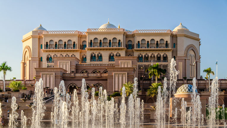 tòa nhà đắt nhất thế giới Emirates Palace