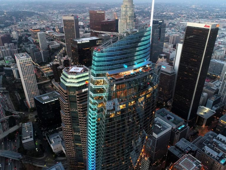 tòa nhà đắt nhất thế giới Wilshire Grand Center